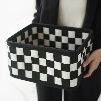 Checkerboard woven felt storage box folded and unfolded, showing 37x29x19.5cm dimensions and collapsible design