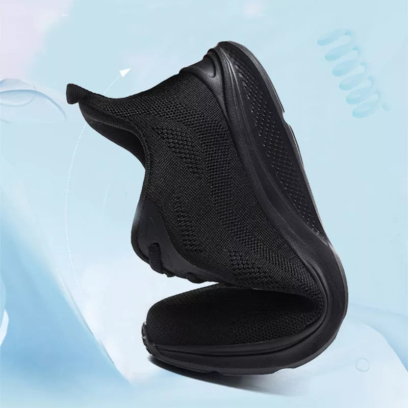 Men's lace-up running shoes with mesh upper in various colors