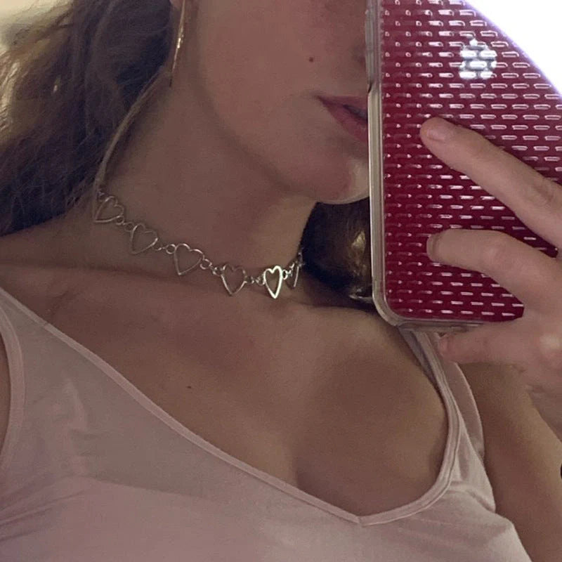 Hollow Korean Sweet Love Heart Choker Necklace in silver and gold with adjustable chain