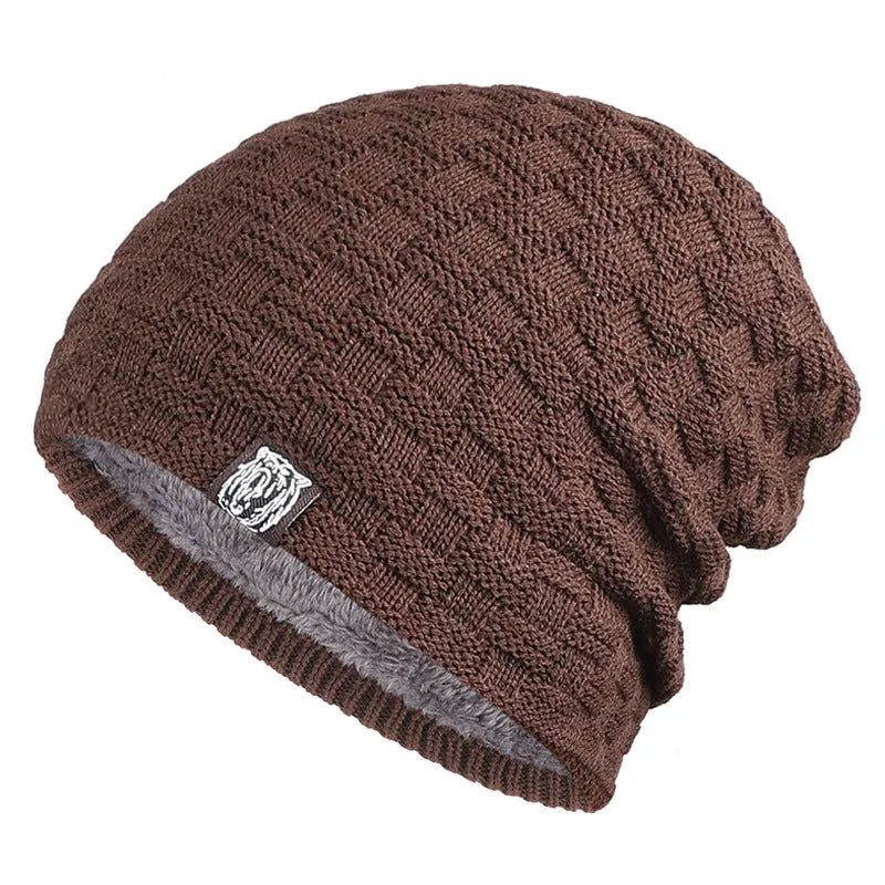 Tiger Label fleece warm men's hat in black, knitted cotton unisex beanie with fleece lining.