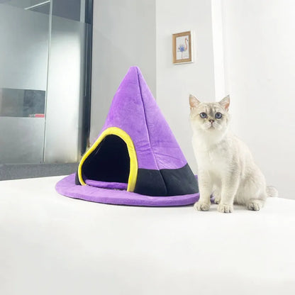 Purple witch hat-shaped cat nest measuring 60x45cm, made of soft cloth for pet comfort