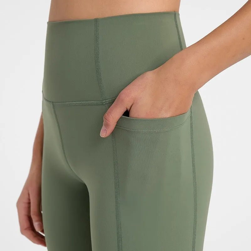 Women's solid colour cotton blend super stretch sports shorts for running and fitness.