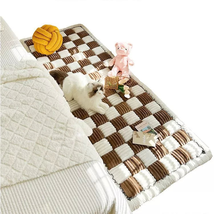 Plush Bedside Mats Non-slip Rectangular Carpet in deep coffee color