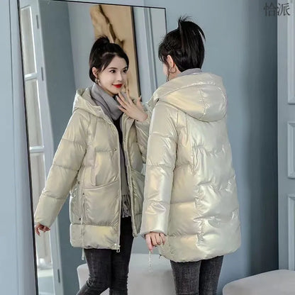 Women's winter hooded down jacket in ultra-thin acrylic fabric, available in four colours and sizes for 40-85kg weight range