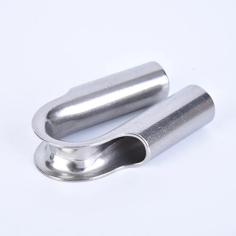 Stainless steel tubular chicken heart ring for pipe connections, showing circular design with clamping mechanism