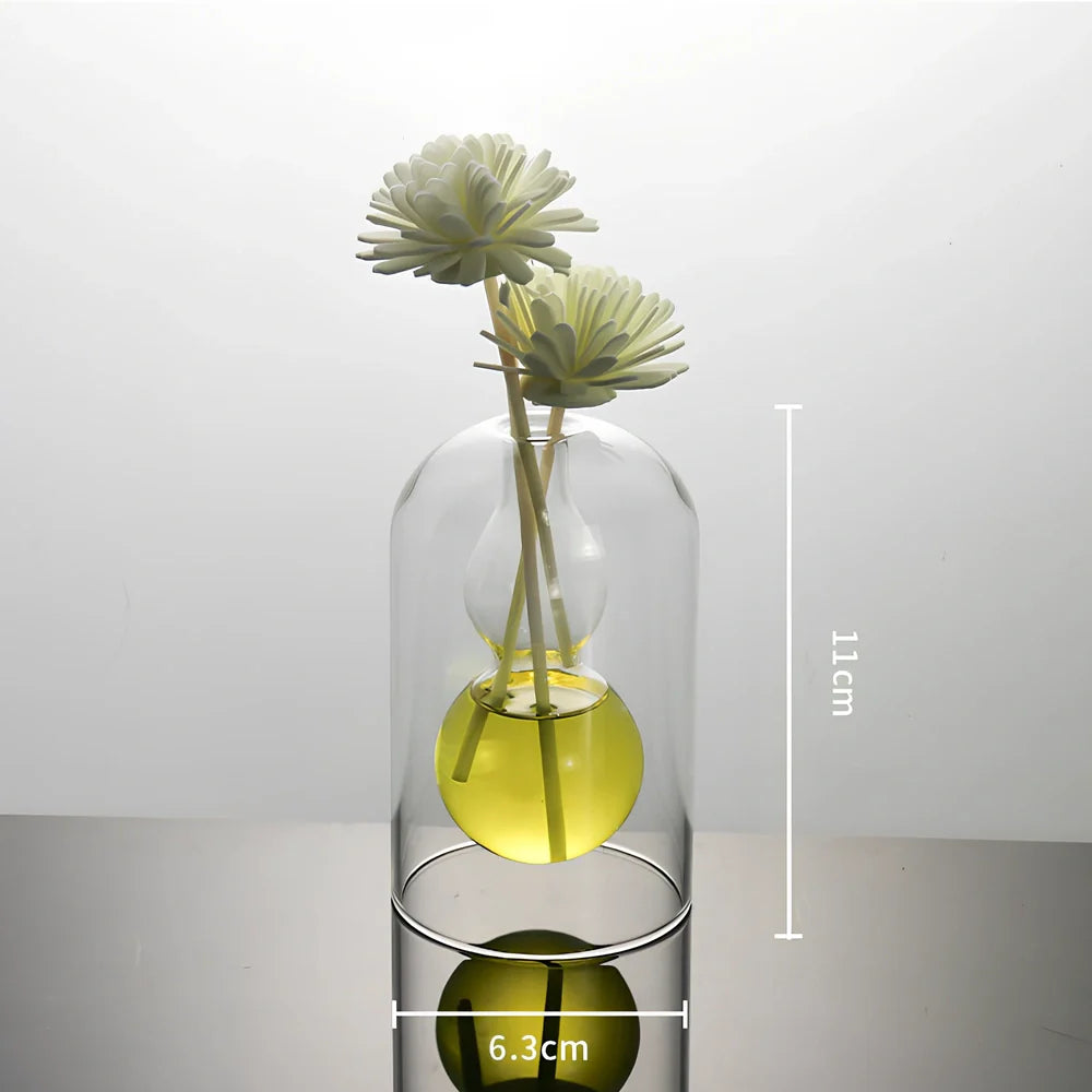 High borosilicate glass vase with double-layer construction measuring 15cm tall and 8cm wide