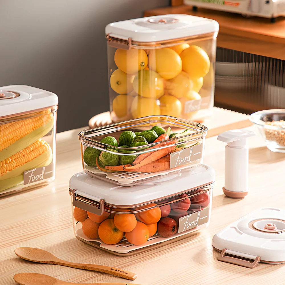 Square transparent vacuum food storage container with manual pump in 1.2L to 4.6L sizes