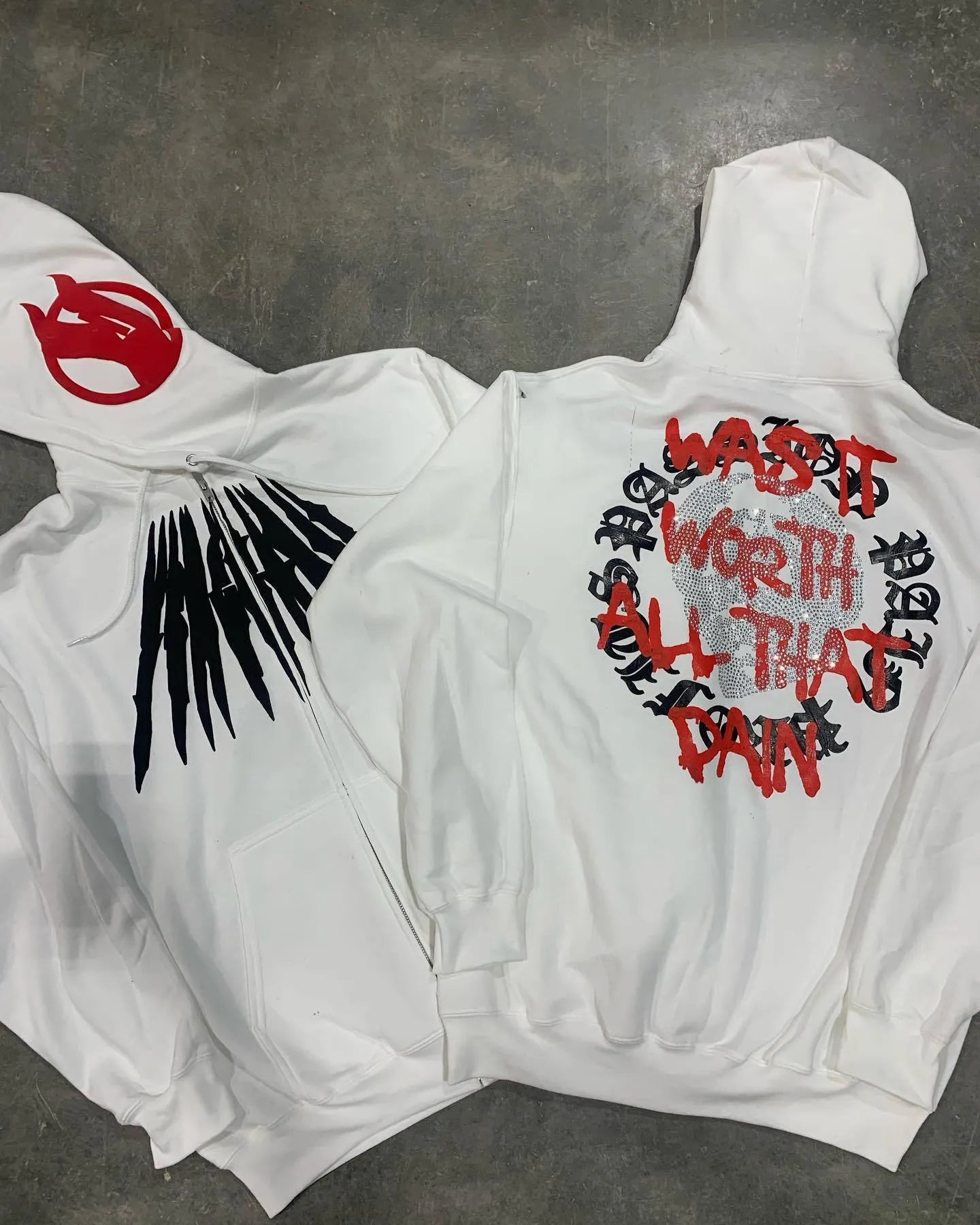 Black loose hooded sweatshirt with skull print and rhinestone design in cardigan style