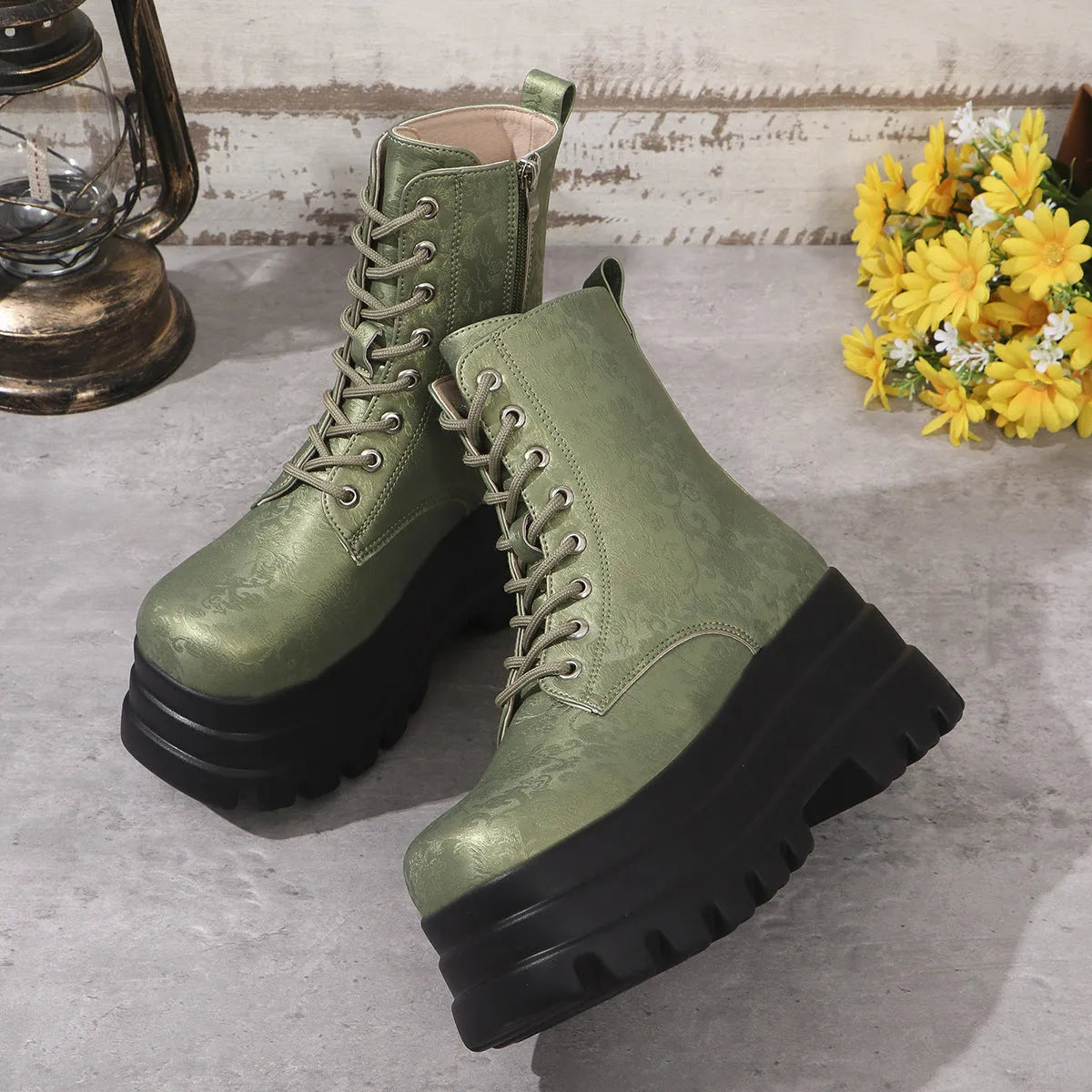 Women's black platform boots with chunky heel, round toe and side zipper