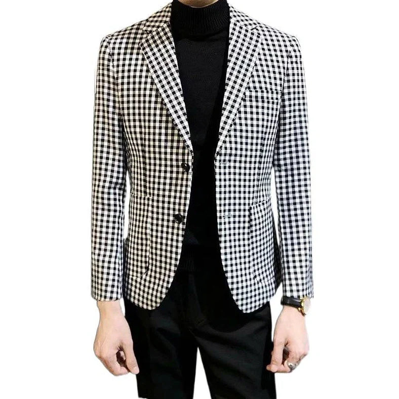 Casual slim-fit black and white plaid jacket with conventional sleeves and regular length