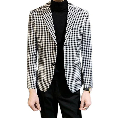 Casual slim-fit black and white plaid jacket with conventional sleeves and regular length