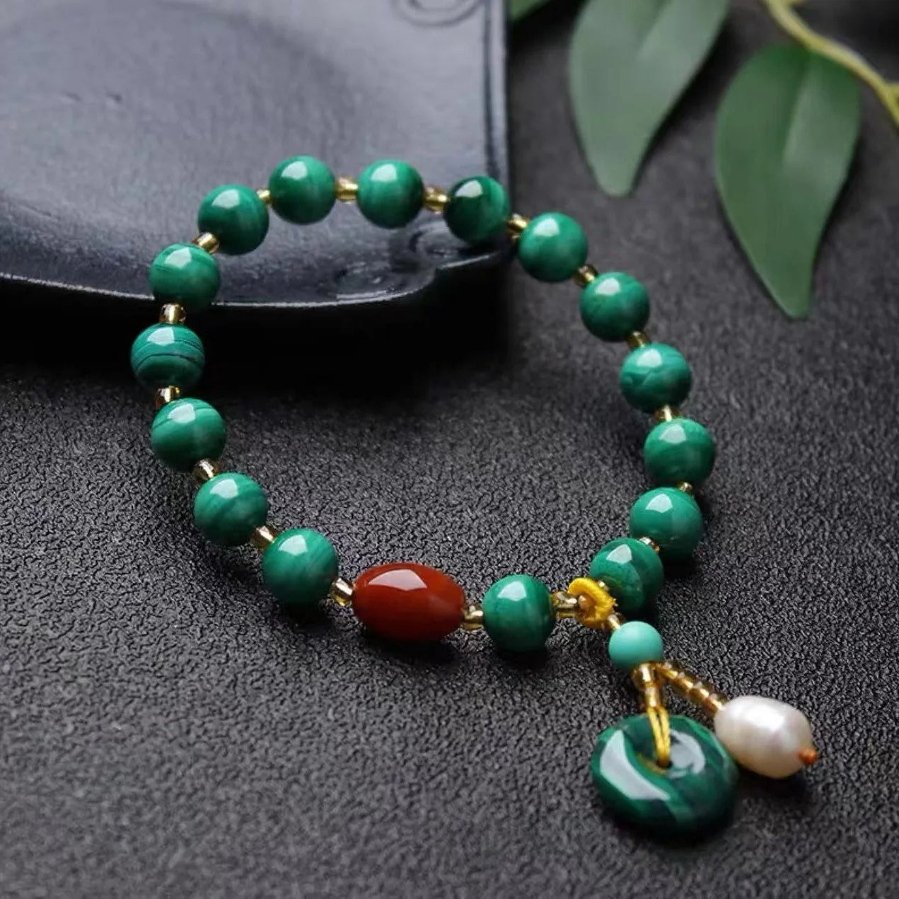 Natural green malachite and red agate barrel bead bracelet for men and women.