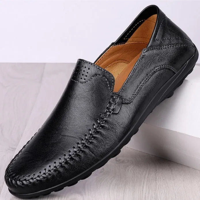 Men's casual leather shoes with cowhide uppers and round toe design in multiple colour options