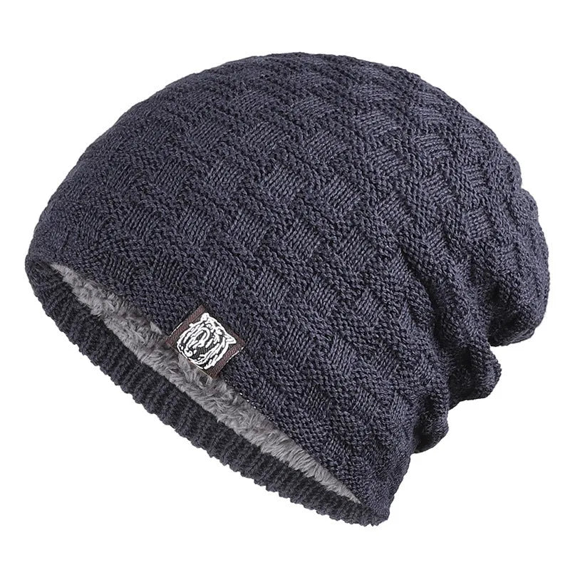 Tiger Label fleece warm men's hat in black, knitted cotton unisex beanie with fleece lining.