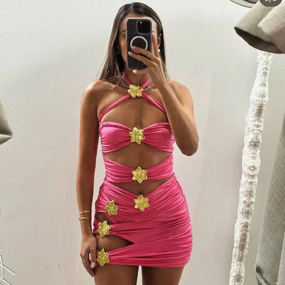 Solid colour women's one-piece swimsuit with hollow-out tube top and detachable short skirt on a mannequin.