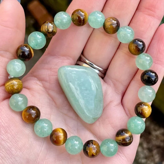 Tiger Eye Beaded Bracelet with 8mm glass beads, unisex design