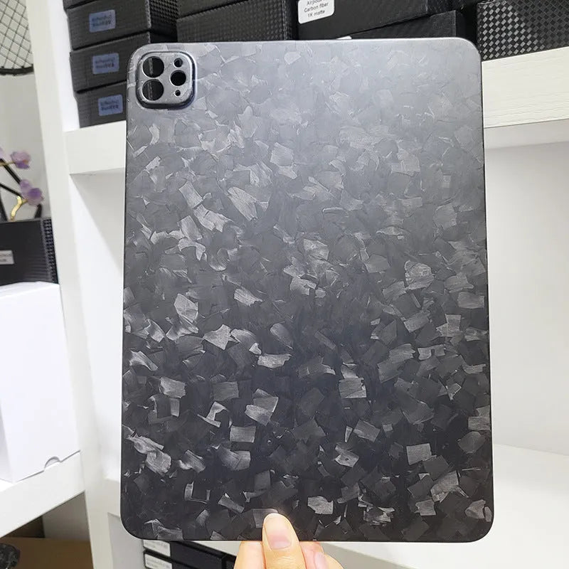 High-grade Carbon Fibre Flat Protective Cover for iPad Pro 11: 3K matte fine hole carbon fibre with heat dissipation, drop resistance, and fingerprint resistance properties