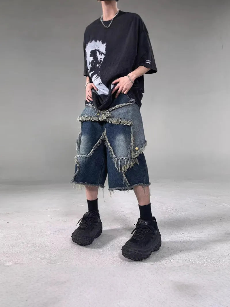 American retro frayed denim shorts with a five-pointed star design, offering a loose fit for superior summer comfort and available in sizes S to 3XL for a wide range of fits