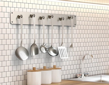 Sturdy magnetic hooks in black and silver colors, capable of holding up to 3kg of weight on any magnetic surface.